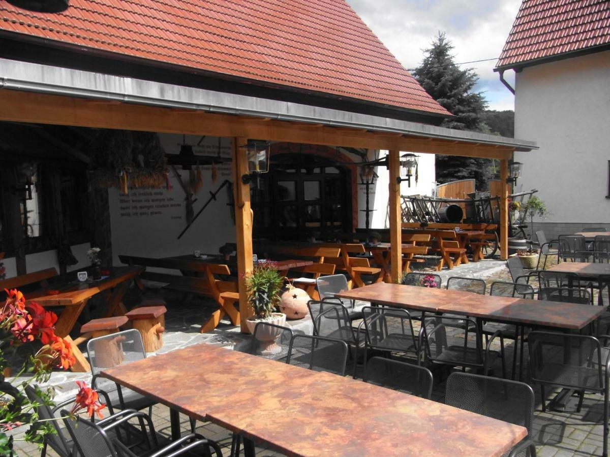 Restaurant & Pension "Bauernhof Zum Silberbergwerk" Limbach-Oberfrohna ภายนอก รูปภาพ